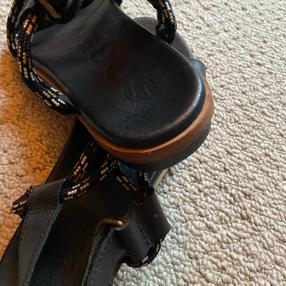 Sorel comfort Sandals size 7 - Picture 6 of 7